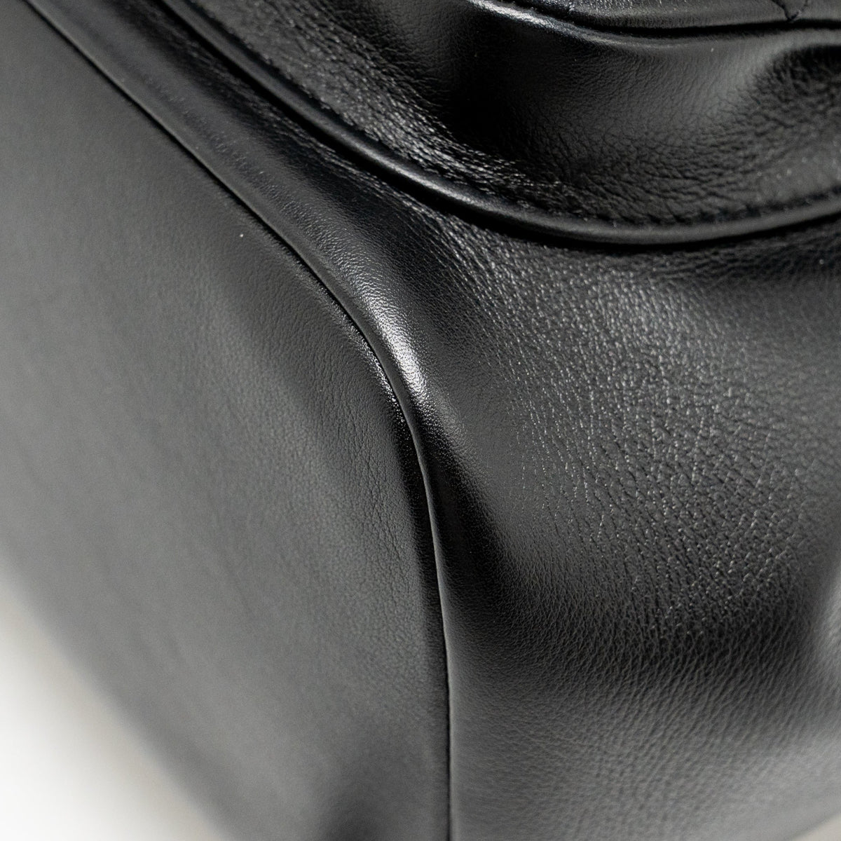 MINI DUMA BACKPACK CALFSKIN BLACK LGHW (MICROCHIP)