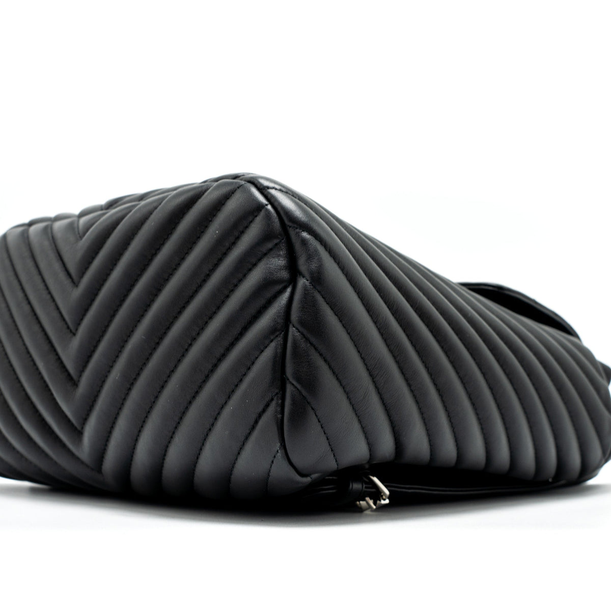 URBAN SPIRIT BACKPACK CHEVRON CALFSKIN BLACK SHW